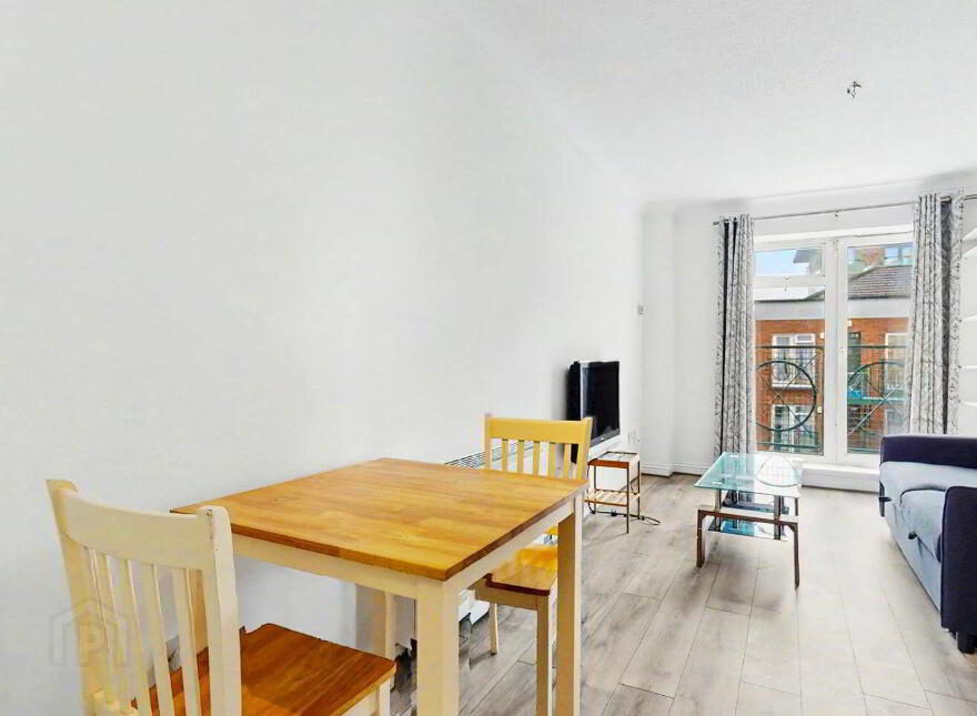 Apartment 24 Traders Wharf, Dublin 7, D08X951