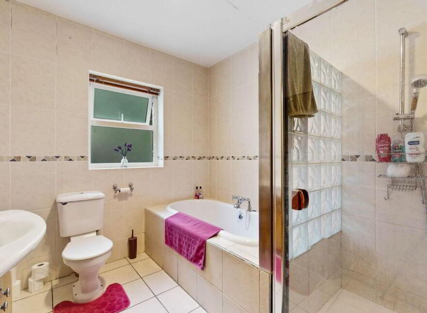 212 Mullantine, Rathangan, R51E688