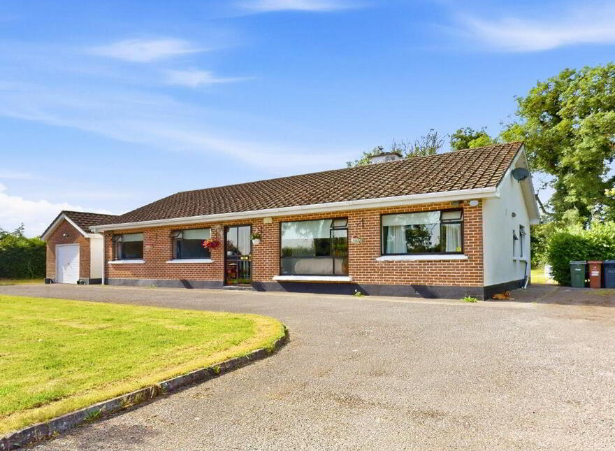 Kilmartin, Hollystown, D15F8DA