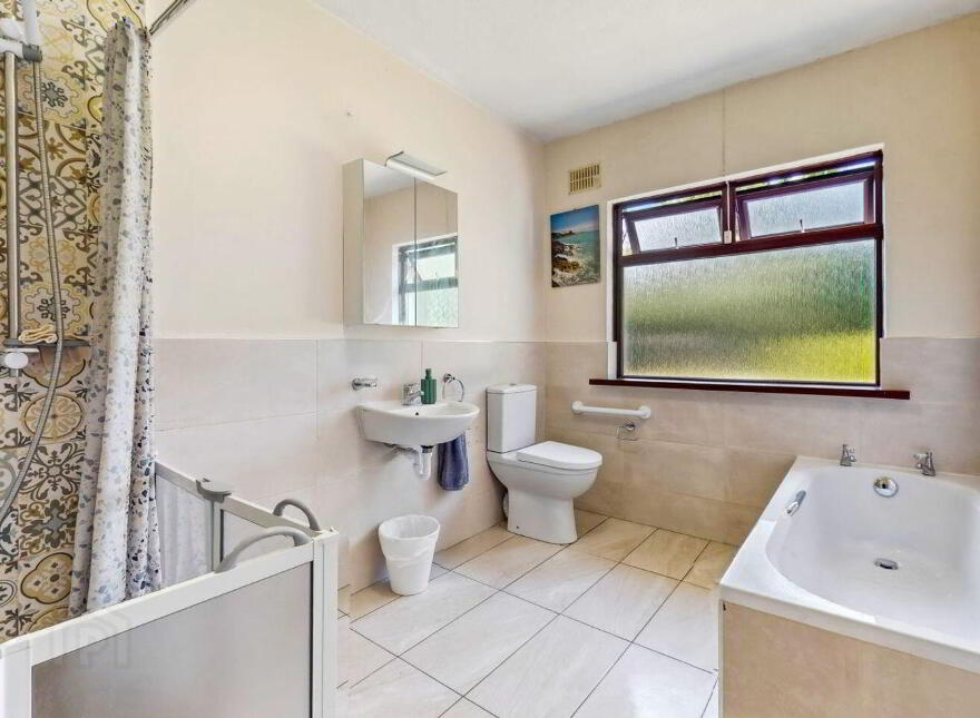 Kilmartin, Hollystown, D15F8DA