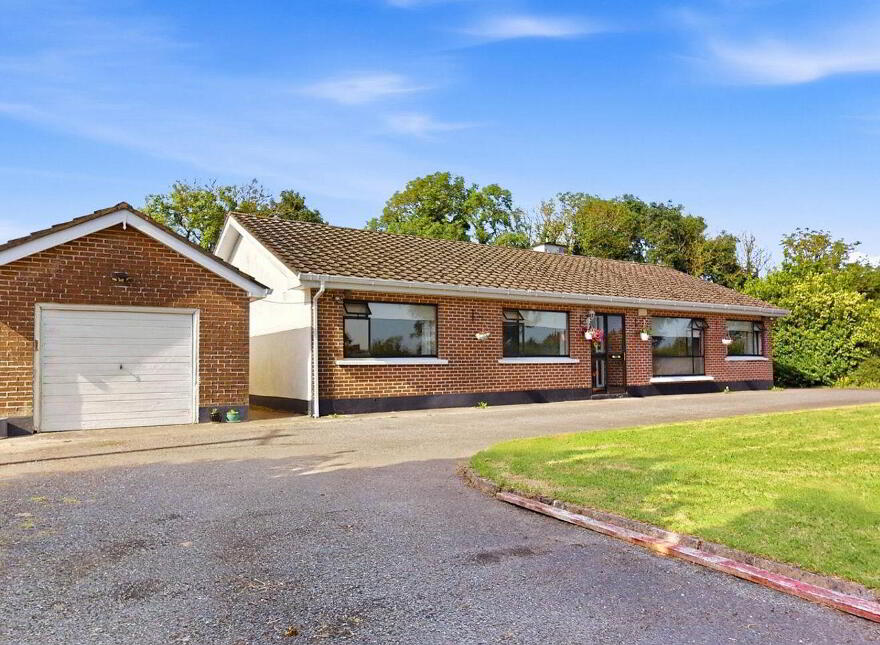 Kilmartin, Hollystown, D15F8DA