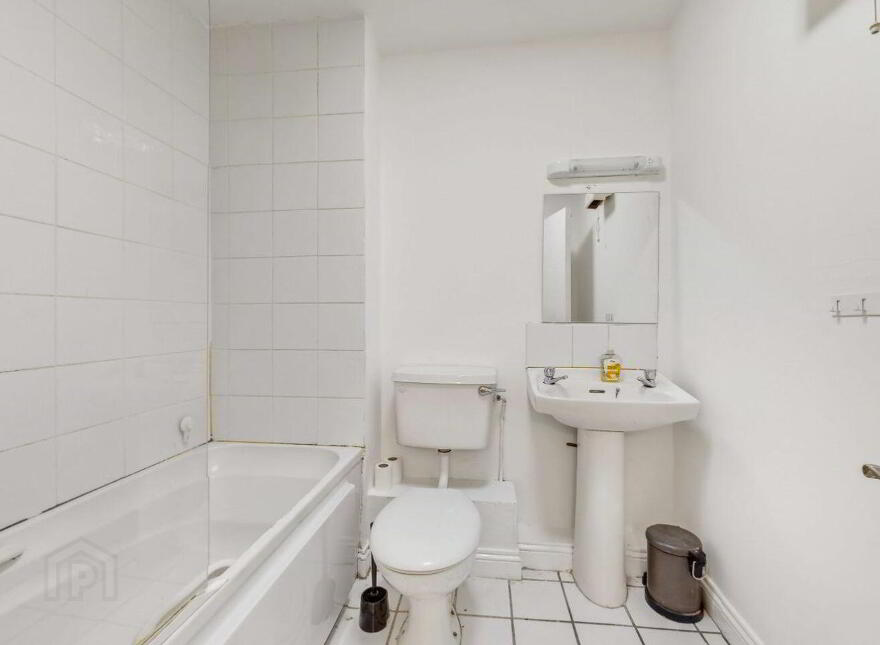 Apartment 13 Blackhall Square, Dublin 7, D07CY68
