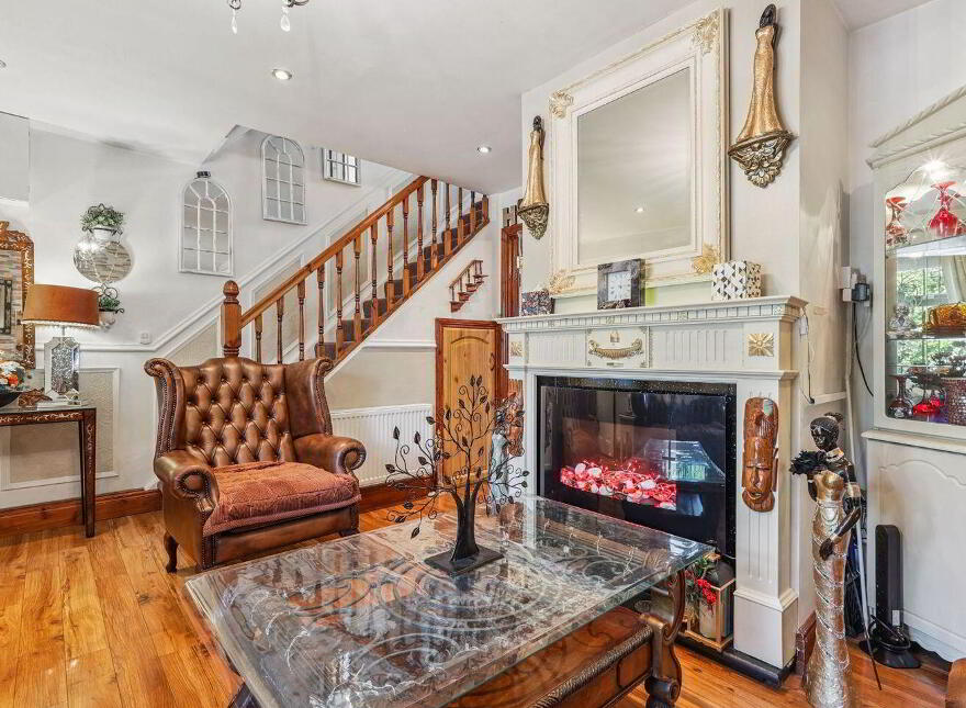 Alan Ville, 88 Bride Valley View, Fairhill, T23Y1T9