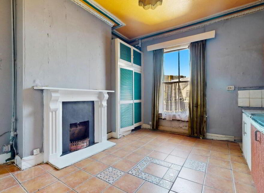 73 Amiens Street, Dublin 1, D01W6V4