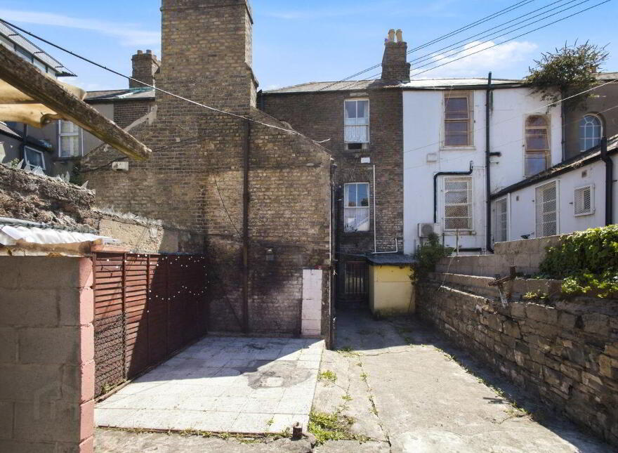 73 Amiens Street, Dublin 1, D01W6V4