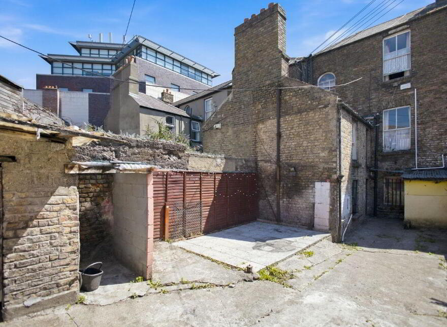 73 Amiens Street, Dublin 1, D01W6V4