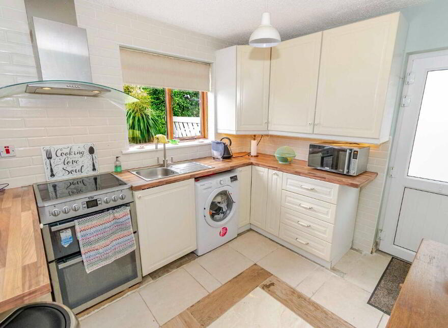 14 Ashbury Lawn, Ballinode, F91YN2C
