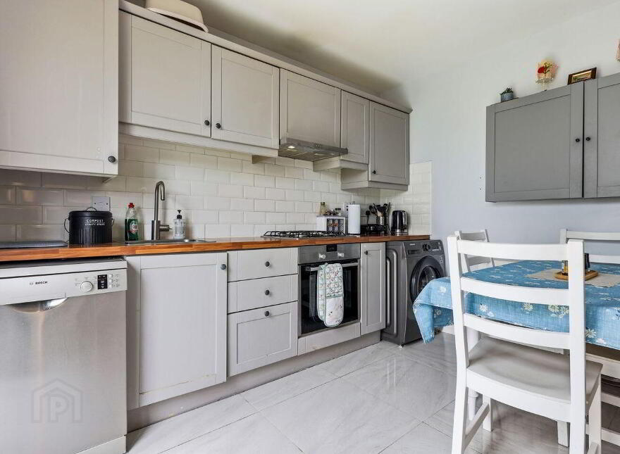 33 Rosedale Crescent, Castaheany, Clonee, D15F9R6