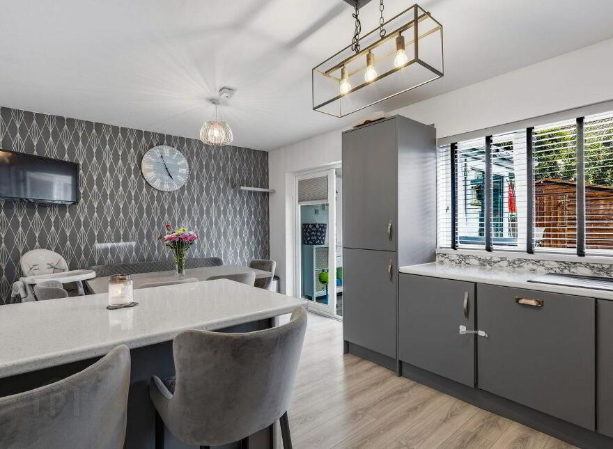 4 Blakestown Road, Dublin 15, D15P64W