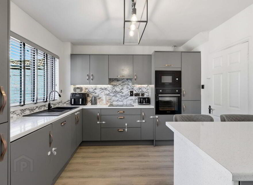 4 Blakestown Road, Dublin 15, D15P64W