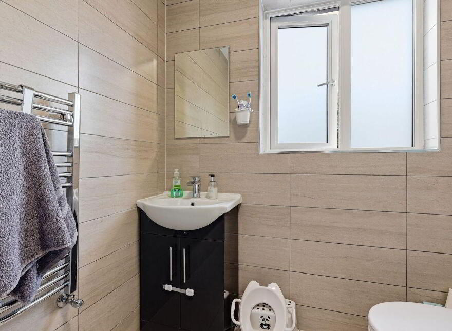 4 Blakestown Road, Dublin 15, D15P64W
