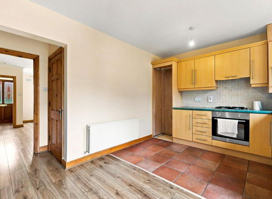 55 Boroimhe Maples, Swords, K67F384