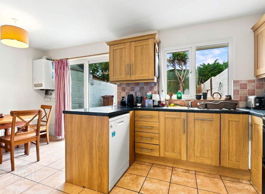 32 Hillview Estate, Ballinteer, Ballinteer, D16T271