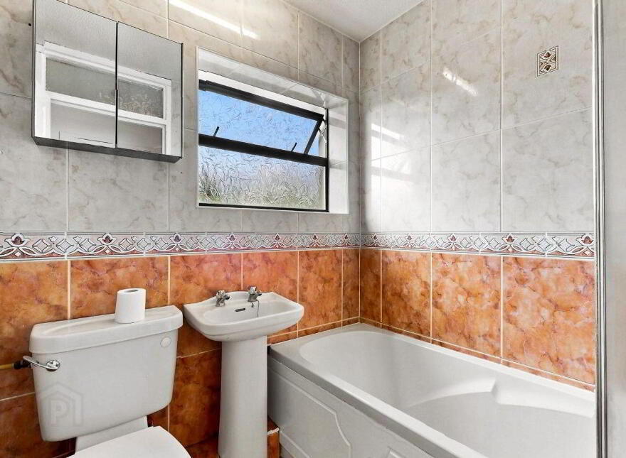 107 Buttercup Park, Dublin 17, D17KN61