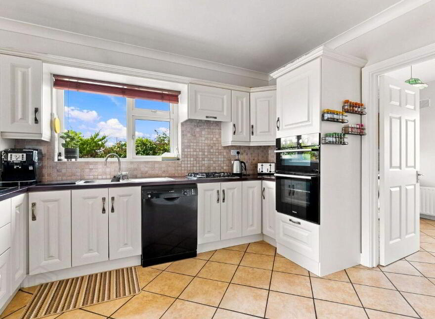 Newcastle, Enfield, A83KH31