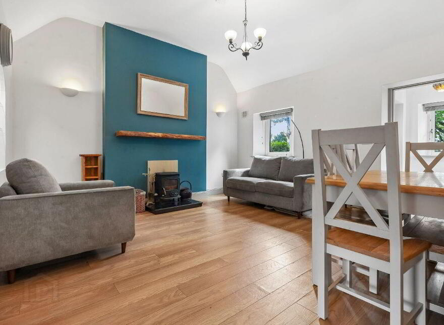 Reevesmount Cottage, Dublin Road, Athy, R14F832