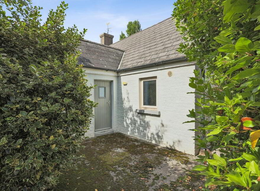 Reevesmount Cottage, Dublin Road, Athy, R14F832