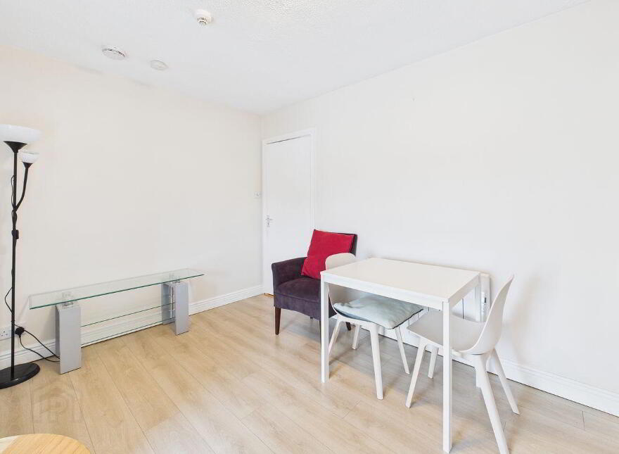1 Rossmore House, Main Street, Lanesborough, N39TK71
