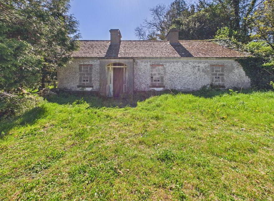 Residence On 21 Acres ( Approx.) At Carton, Elphin