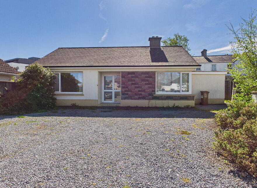 Saint Michael's, Railway View, Athlone, N37NH30