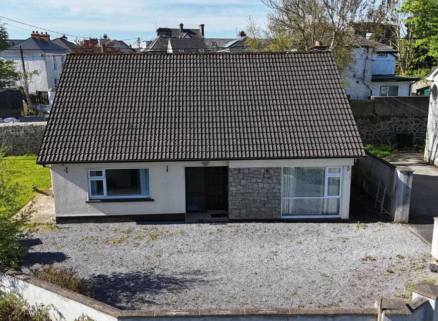 Sacre Couer, Railway View, Athlone, N37AW89