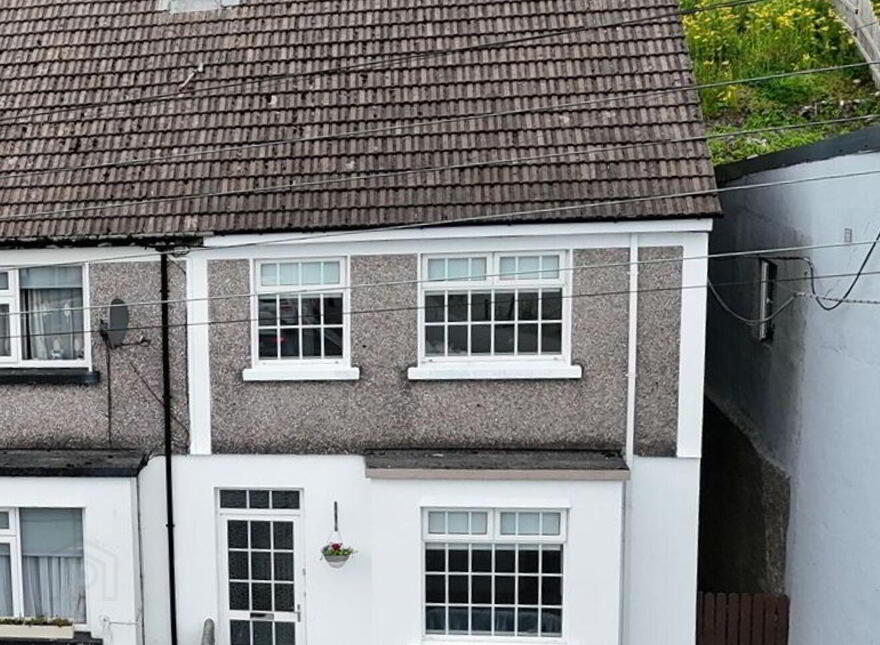 7 Bower Villas, Castlemaine Street, Athlone, N37W265