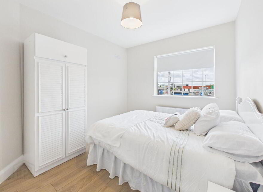 7 Bower Villas, Castlemaine Street, Athlone, N37W265