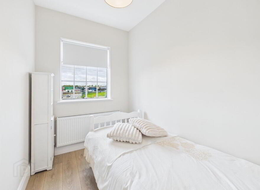 7 Bower Villas, Castlemaine Street, Athlone, N37W265