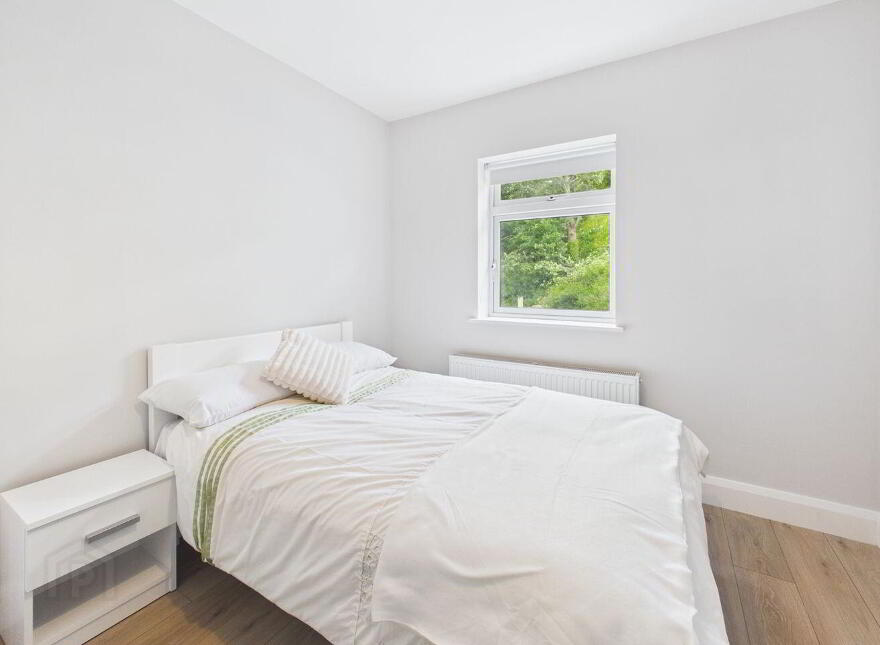 7 Bower Villas, Castlemaine Street, Athlone, N37W265