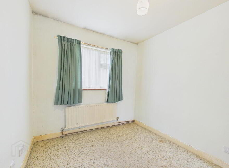 8 Oakmill Drive, Derrymullan, Ballinasloe, H53XA89