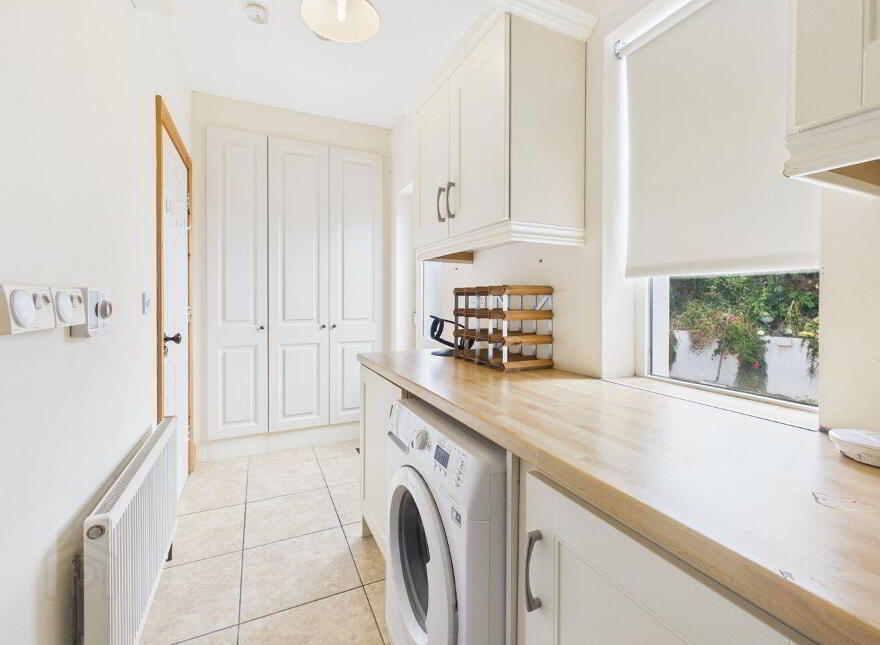 34 Garbally Oaks, Ballinasloe, H53NP82