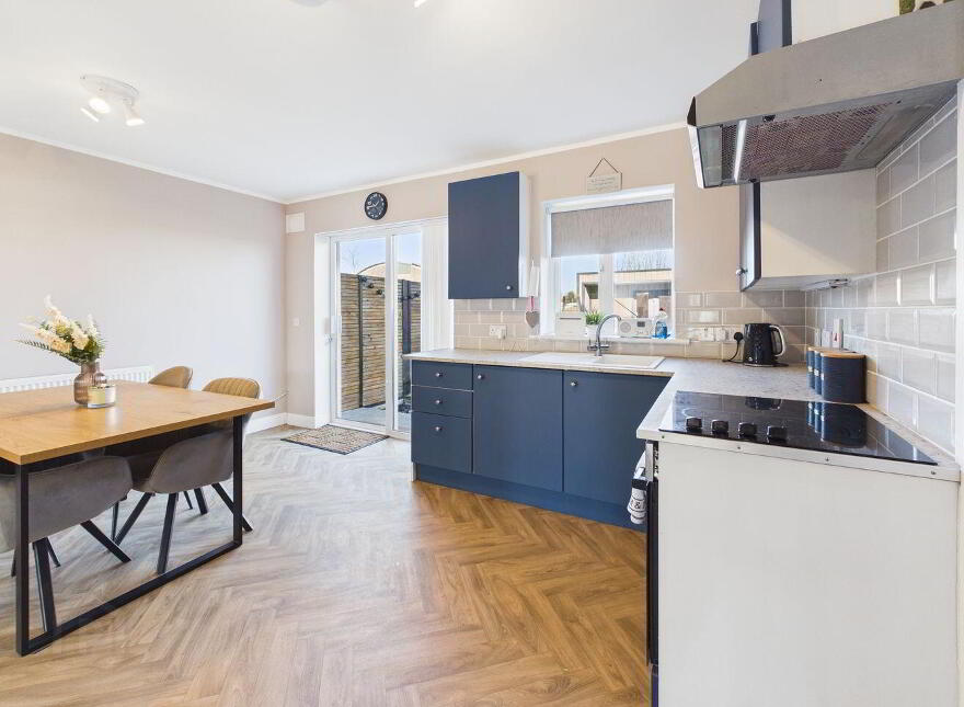 22 Abbeyfield, Ballaghaderreen, F45HK29