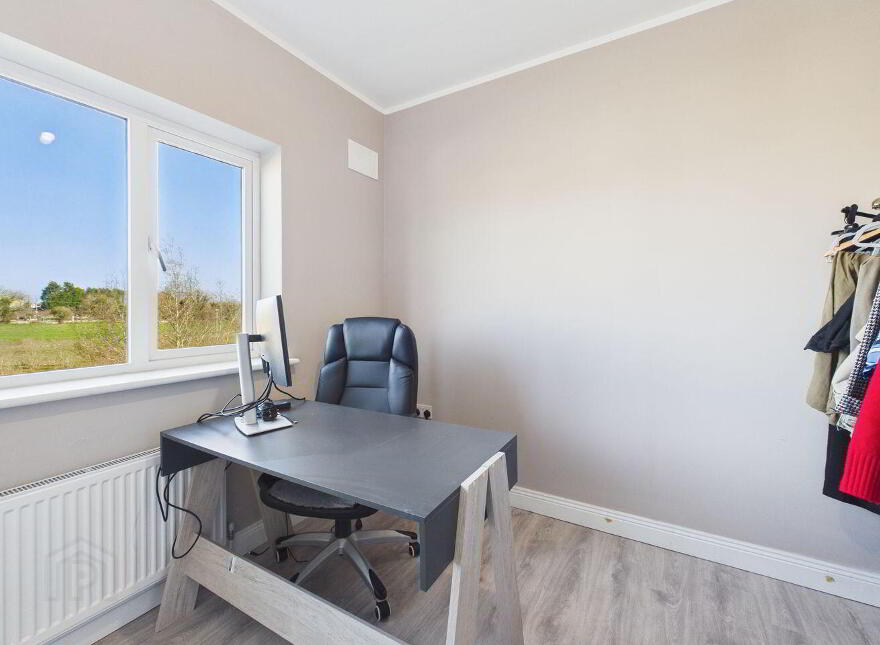 22 Abbeyfield, Ballaghaderreen, F45HK29