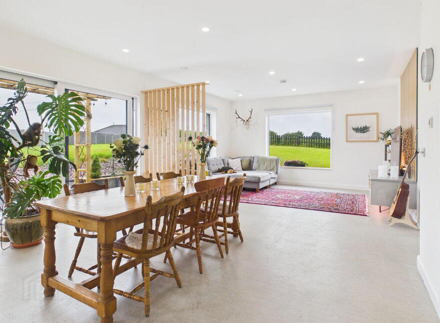 Mount Temple, Williamstown, N37A6W2