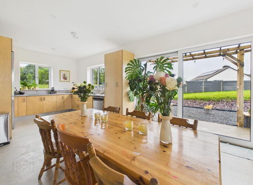 Mount Temple, Williamstown, N37A6W2