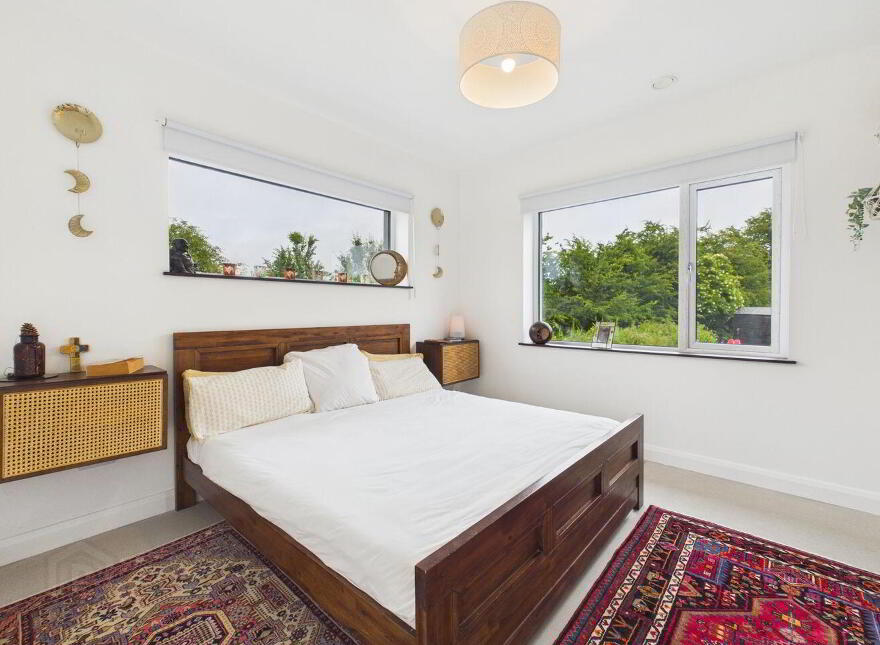 Mount Temple, Williamstown, N37A6W2