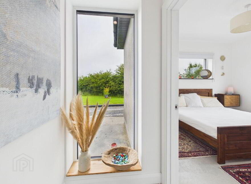 Mount Temple, Williamstown, N37A6W2