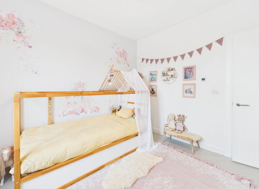 Mount Temple, Williamstown, N37A6W2