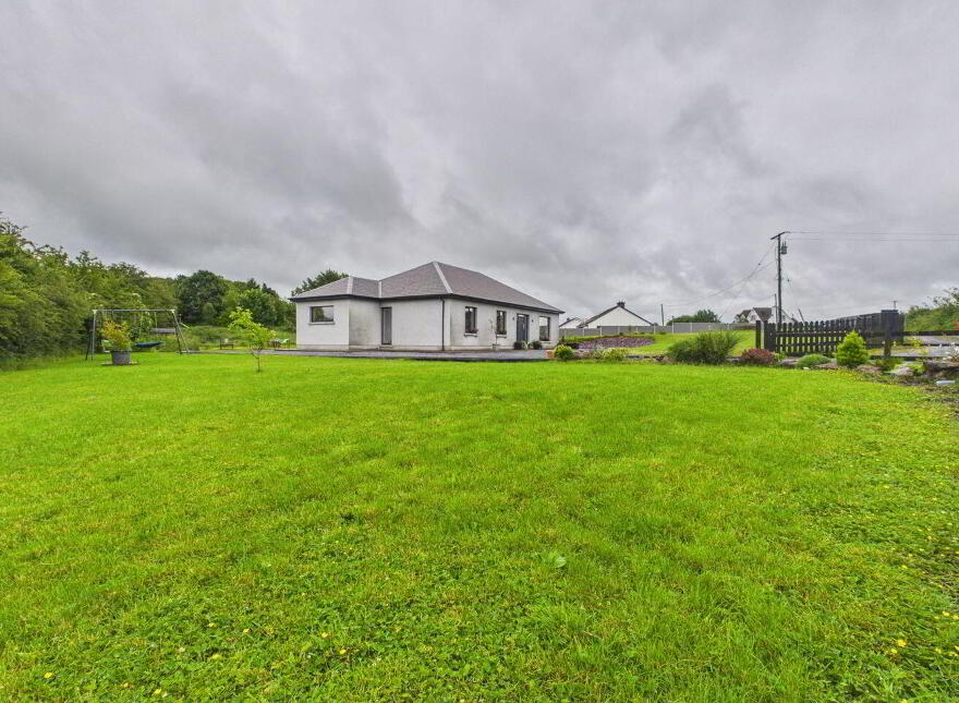 Mount Temple, Williamstown, N37A6W2