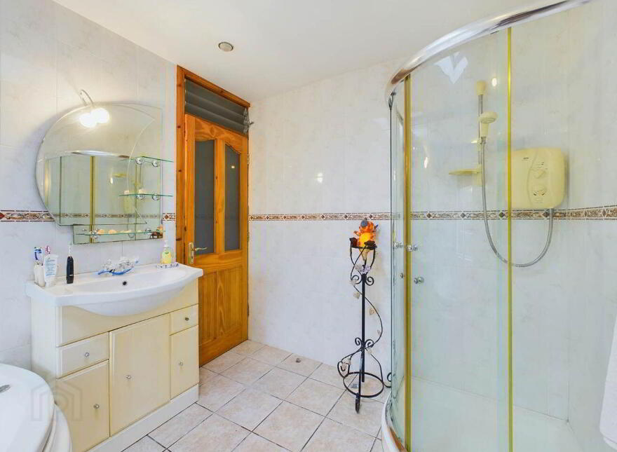 Lowville, Ahascragh, Caltra, H53TH68
