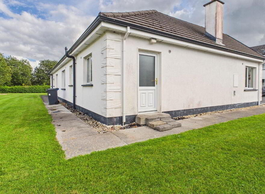 10 Oakwood, Roscommon Town, F42D306