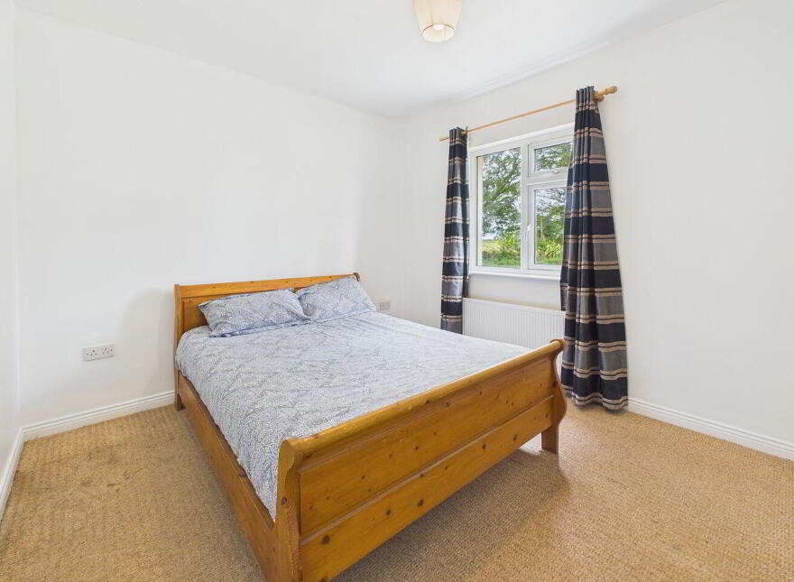 Lower Ballagh, Menlough, Killoscobe, H53W882