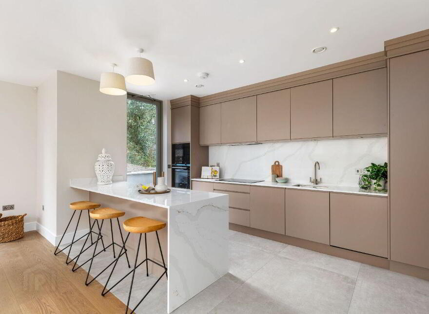 The Glebe, Brides Glen Road, Shankill, Shankill, D18Y7H7