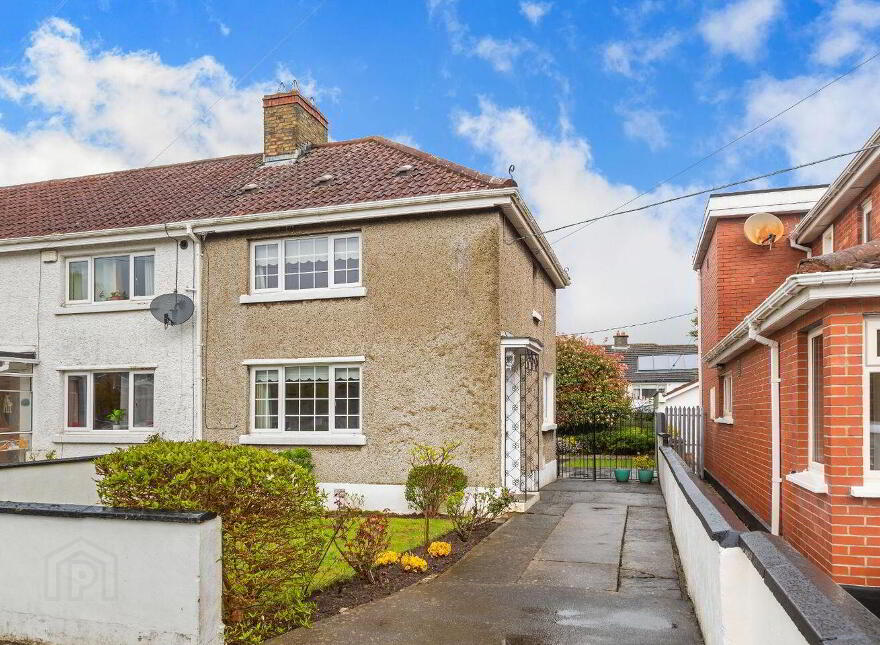 16 Ballinteer Gardens, Ballinteer, D16WD98 photo