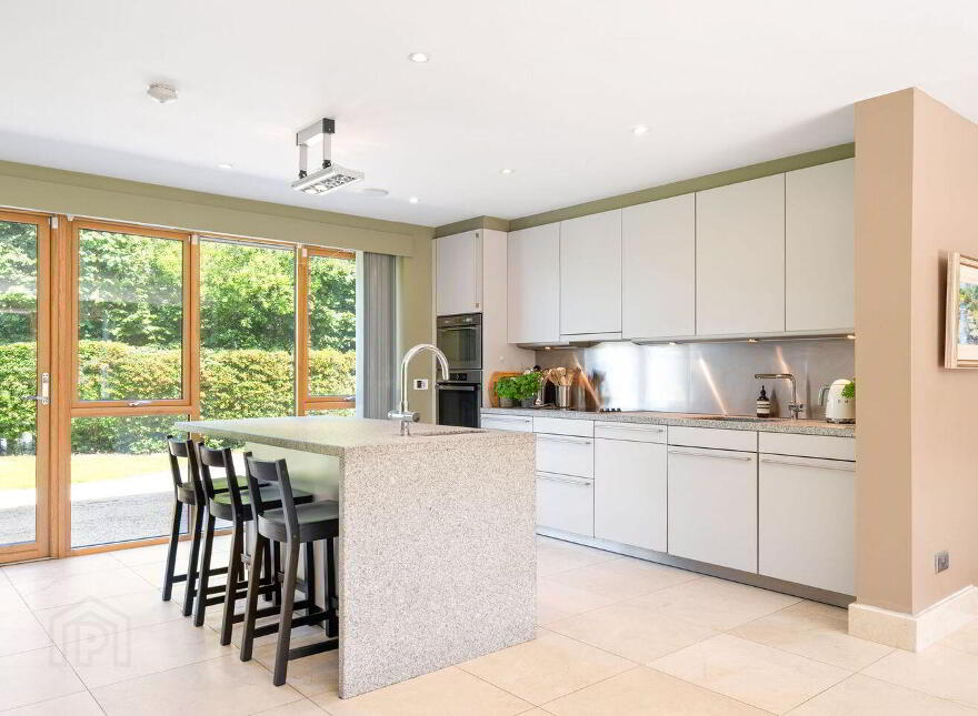 Pineview, Ballybride Road, Rathmichael, D18K6K1