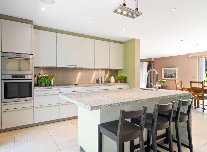 Pineview, Ballybride Road, Rathmichael, D18K6K1