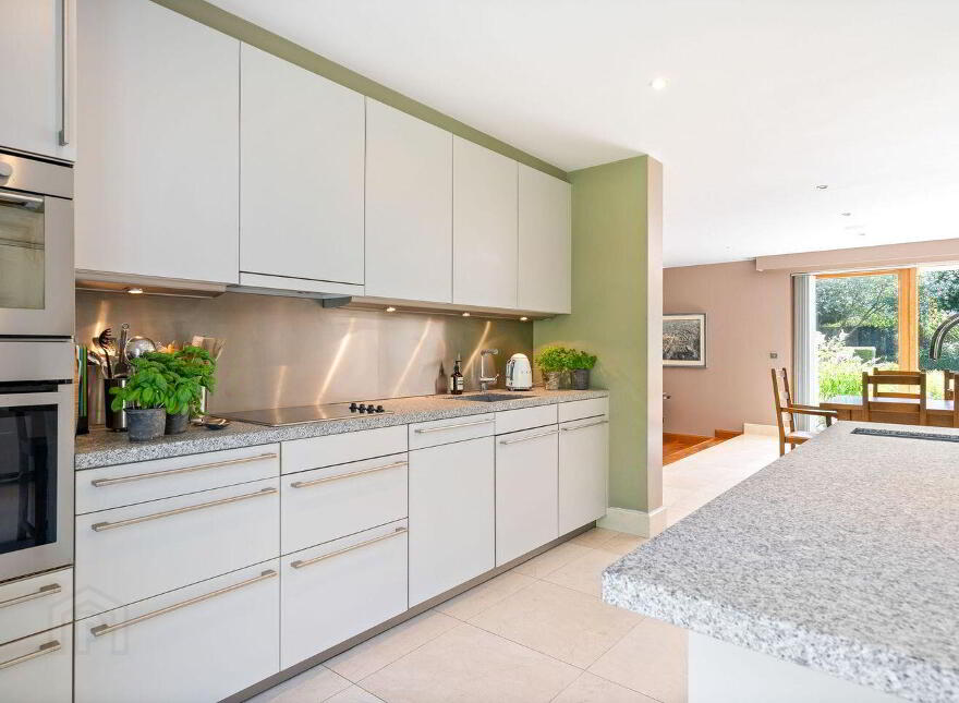 Pineview, Ballybride Road, Rathmichael, D18K6K1