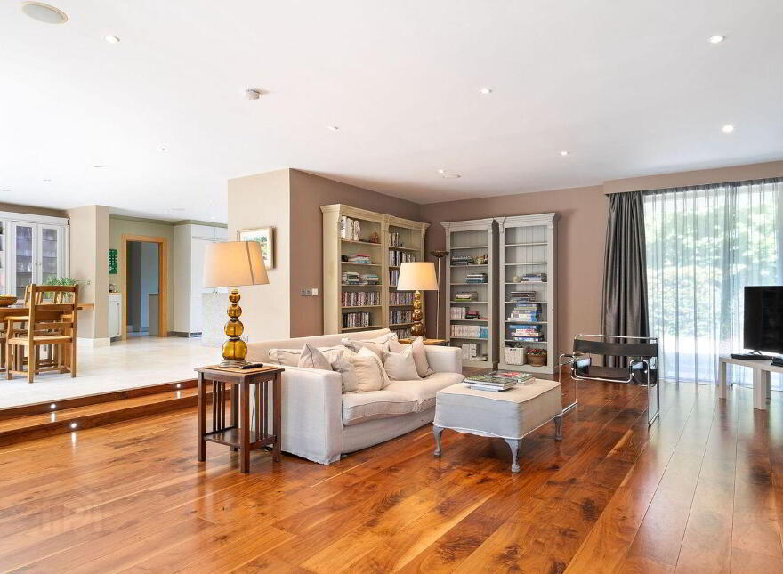 Pineview, Ballybride Road, Rathmichael, D18K6K1