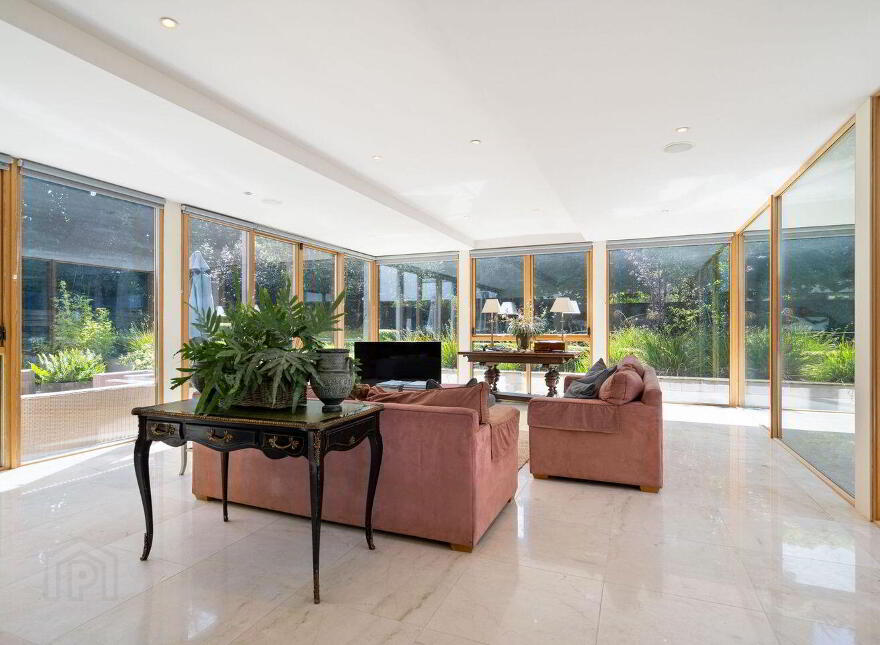 Pineview, Ballybride Road, Rathmichael, D18K6K1