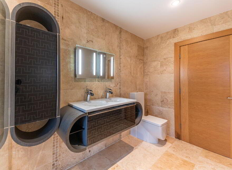 Pineview, Ballybride Road, Rathmichael, D18K6K1